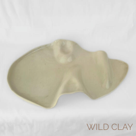 Nude Charcuterie $160.00 | approx. 40 cm | from Preorder A wave platter in a clear glaze, embracing the sculptural feel and the clays natural colours.