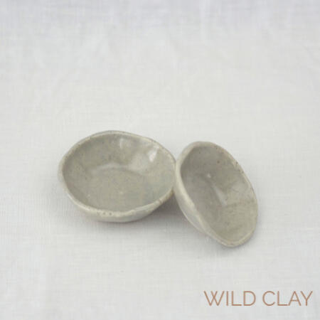 Tiny pinch bowls $11.00 | 2cm H x 7-8cm W 2 slate grey available 1 White available